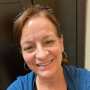 Meet your Posher, Shelly